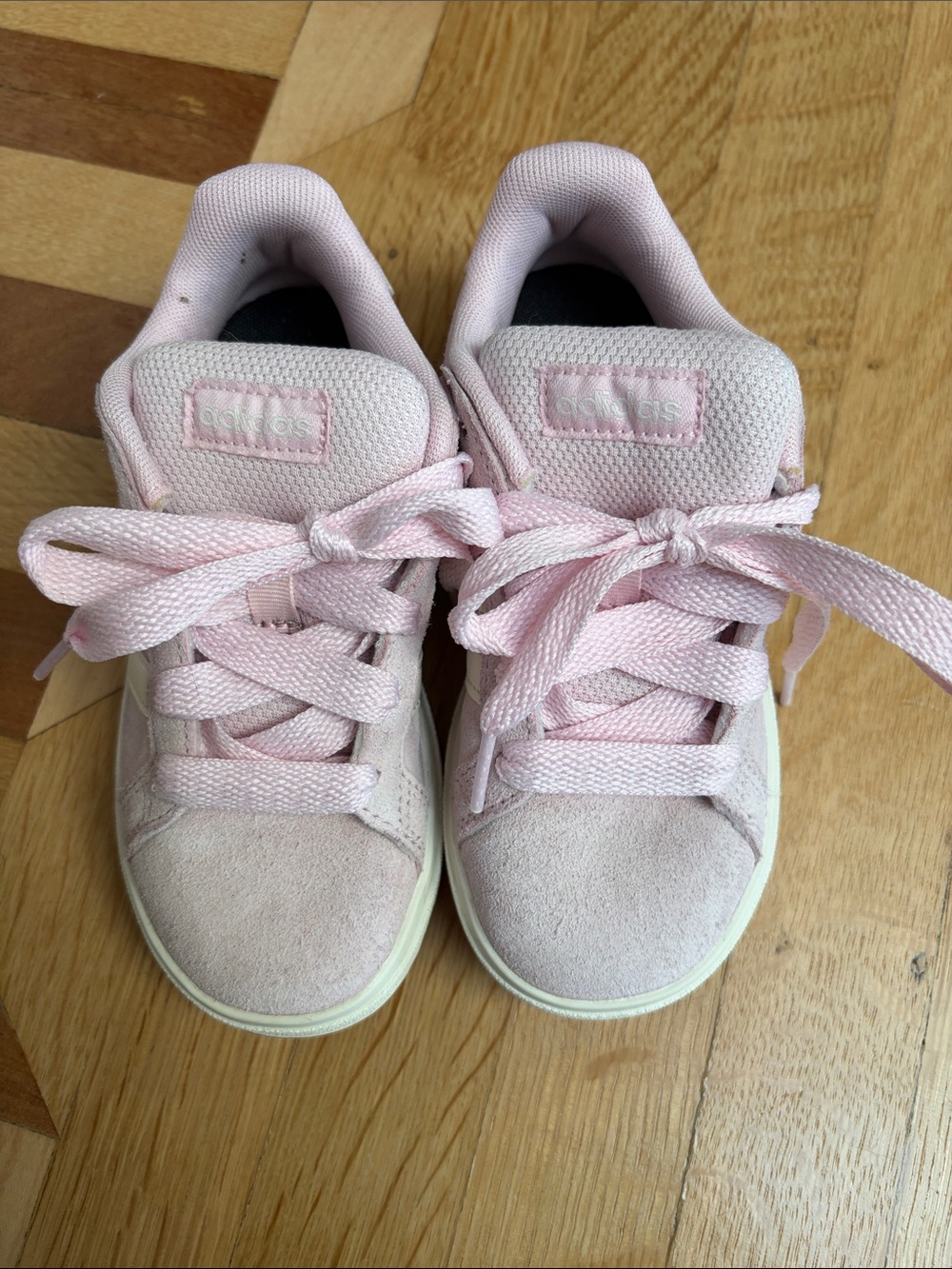 adidas size 11 Kids Pale Pink Lace-Up Sneakers